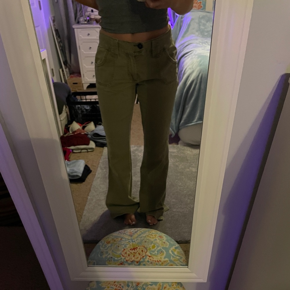 Buckle cargo ish jeans